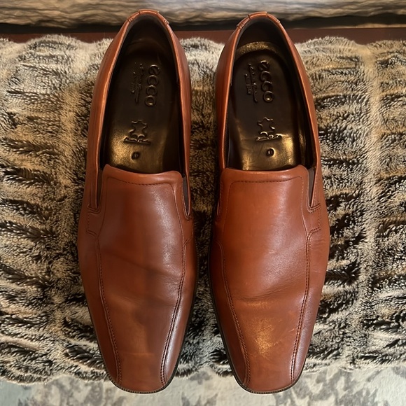 Loafers_&_Slip_Ons
